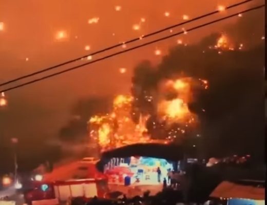 China Ablaze Tens of Thousands of Drones Fall-Triggering Forest Fires in Hunan, Chaotic Evacuations